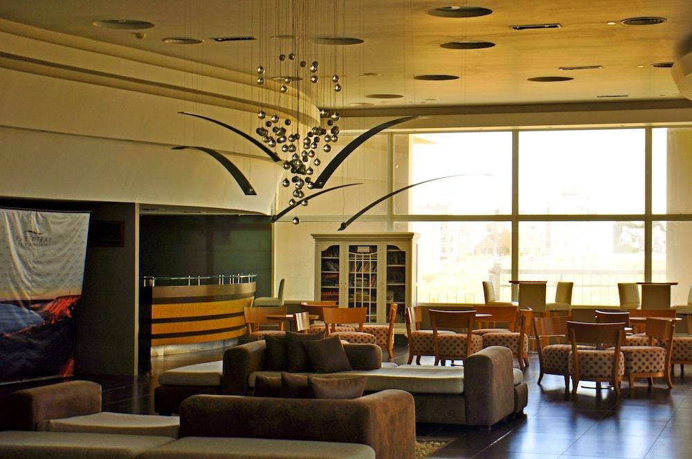 Rayentray Grand Hotel Πουέρτο Μαντρίν Εξωτερικό φωτογραφία