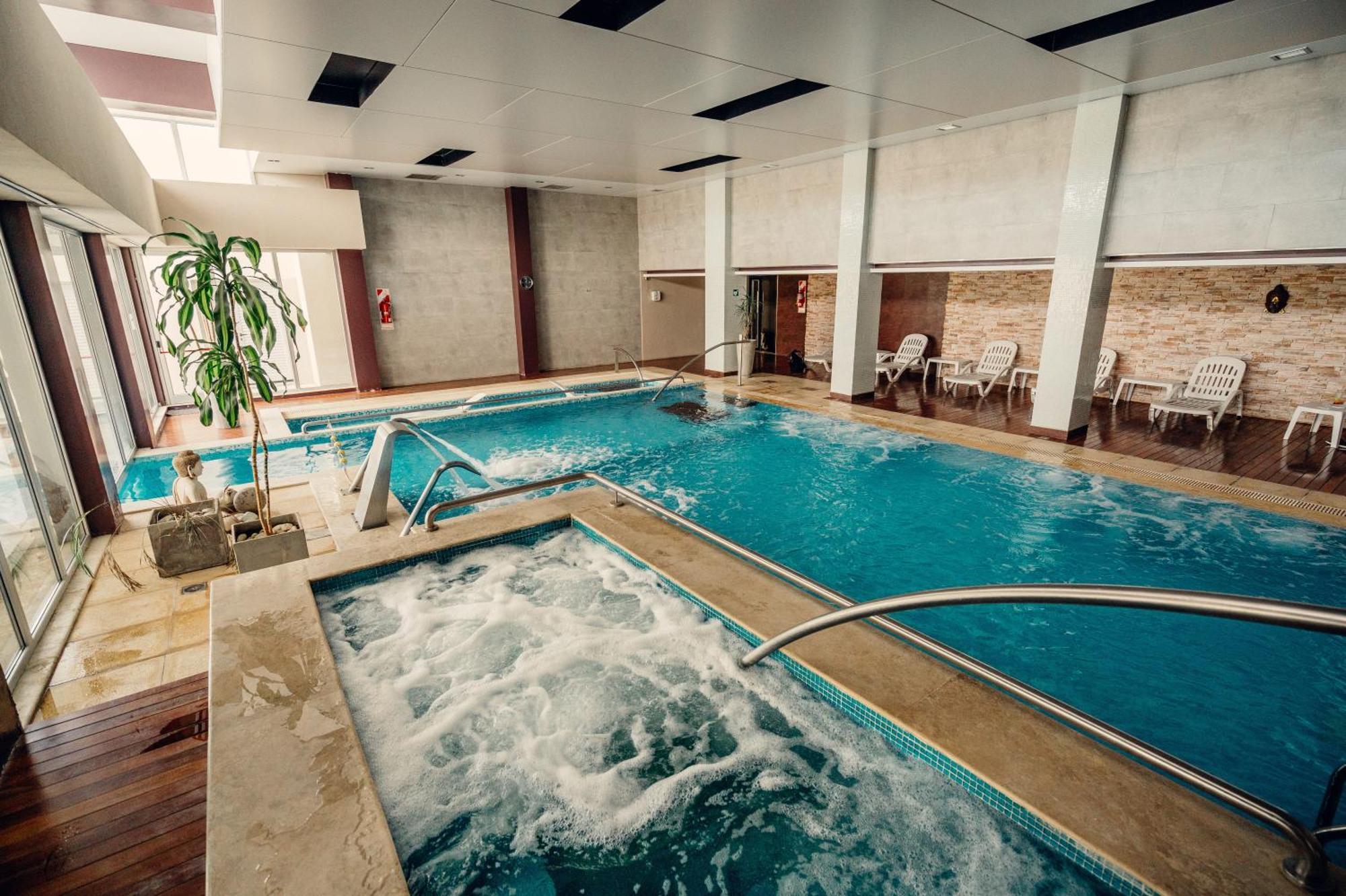 Rayentray Grand Hotel Πουέρτο Μαντρίν Εξωτερικό φωτογραφία