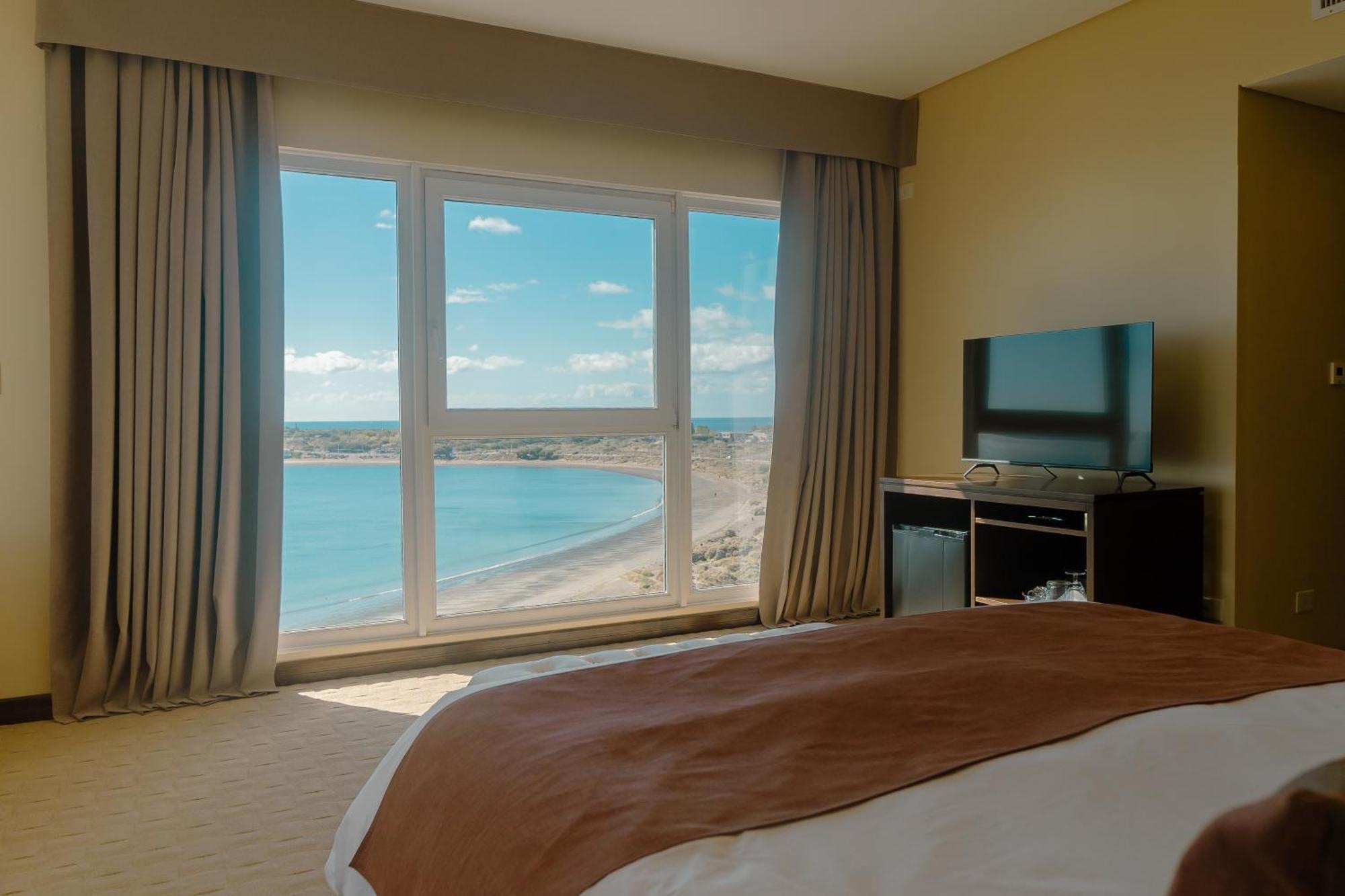 Rayentray Grand Hotel Πουέρτο Μαντρίν Εξωτερικό φωτογραφία