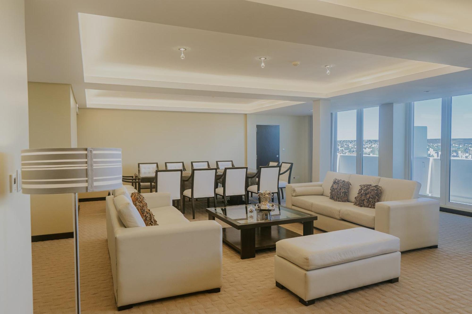Rayentray Grand Hotel Πουέρτο Μαντρίν Εξωτερικό φωτογραφία