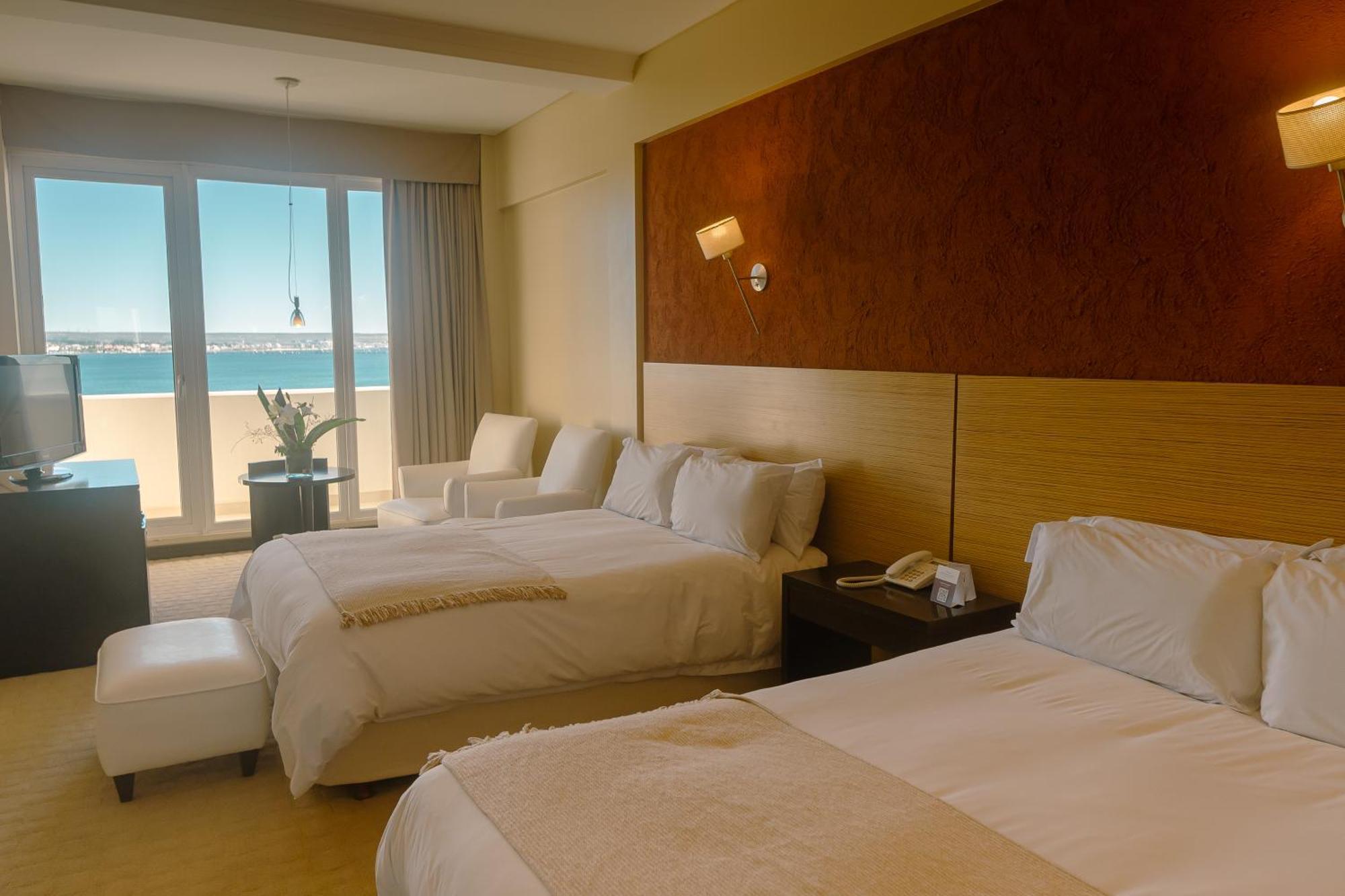 Rayentray Grand Hotel Πουέρτο Μαντρίν Εξωτερικό φωτογραφία