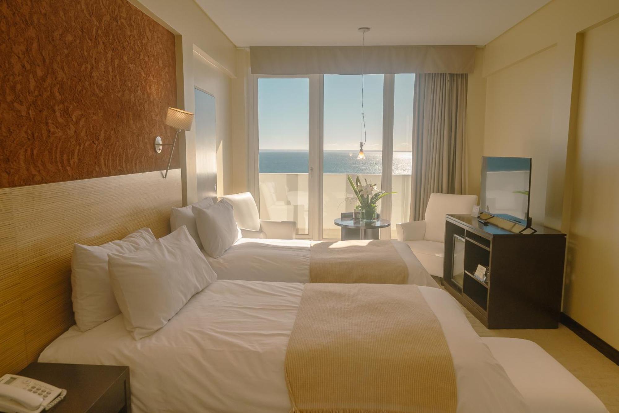 Rayentray Grand Hotel Πουέρτο Μαντρίν Εξωτερικό φωτογραφία